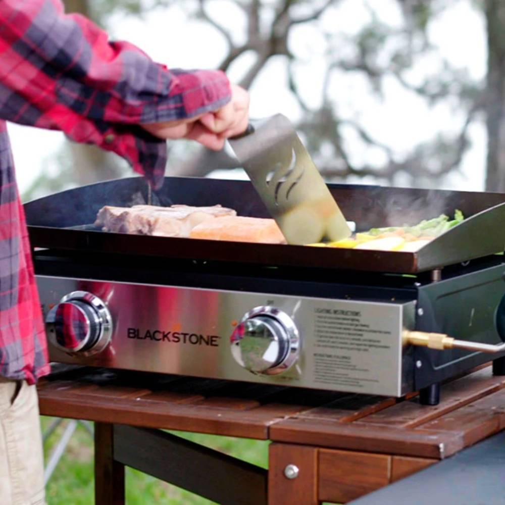 Blackstone 22�� Tabletop Griddle �� 2 Adjustable Burners